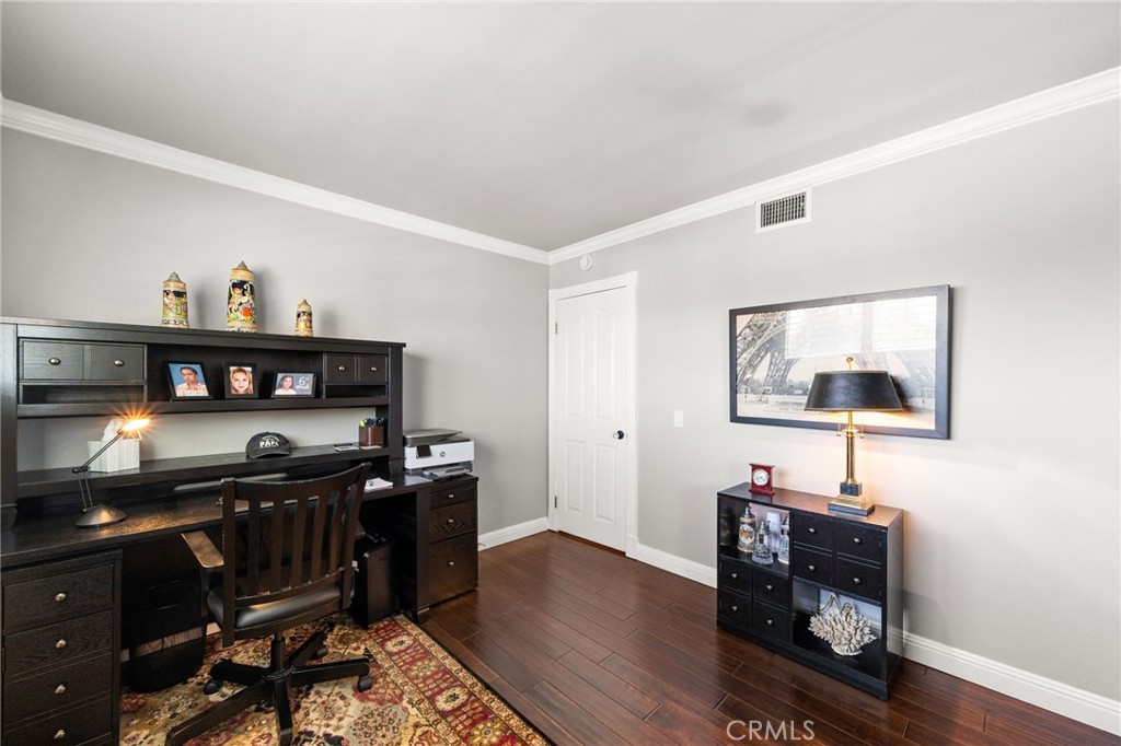 996 W Northwood Ave