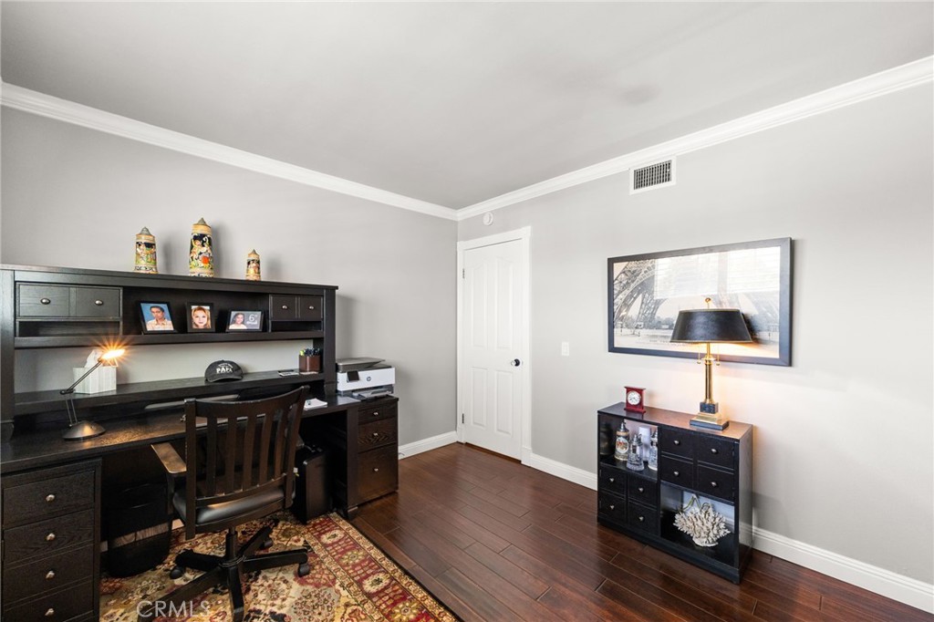 996 W Northwood Ave