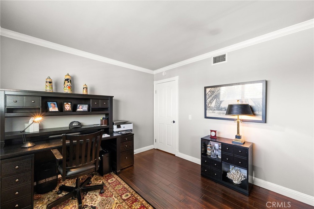 996 W Northwood Ave