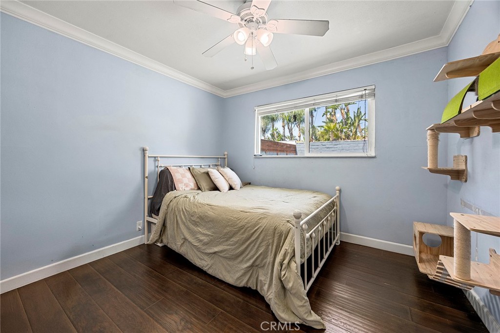 1260 N Sacramento