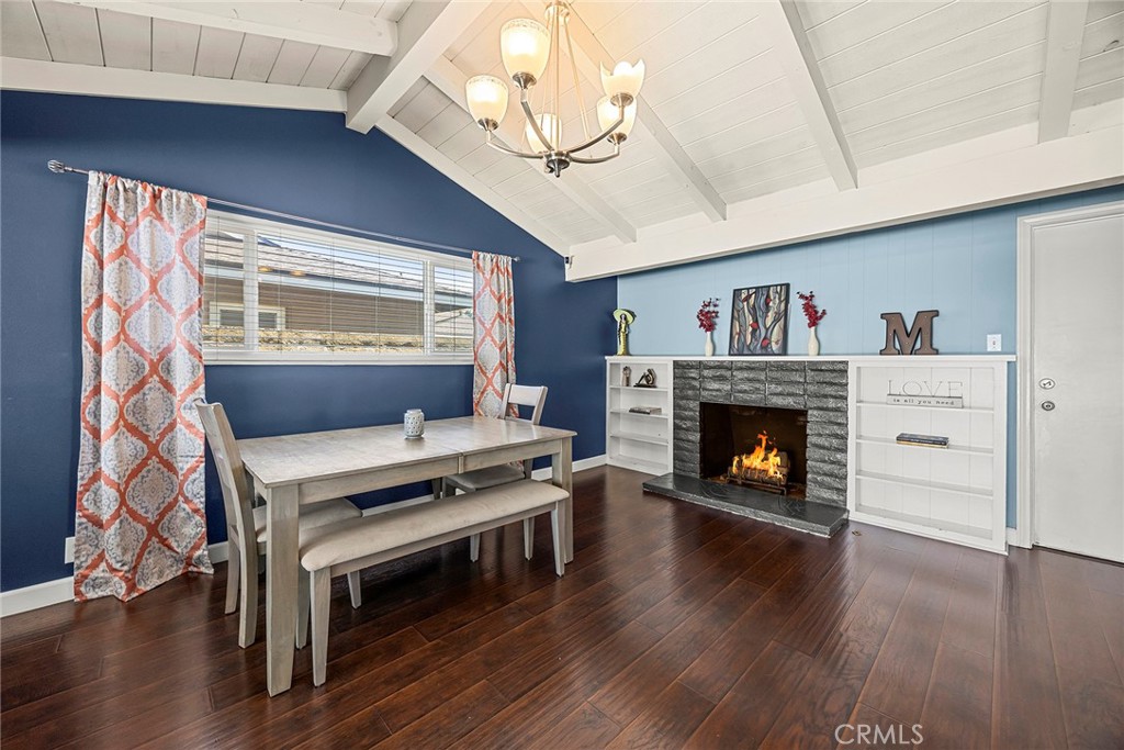 1260 N Sacramento