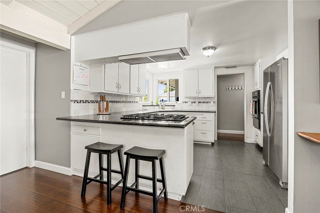 1260 N Sacramento