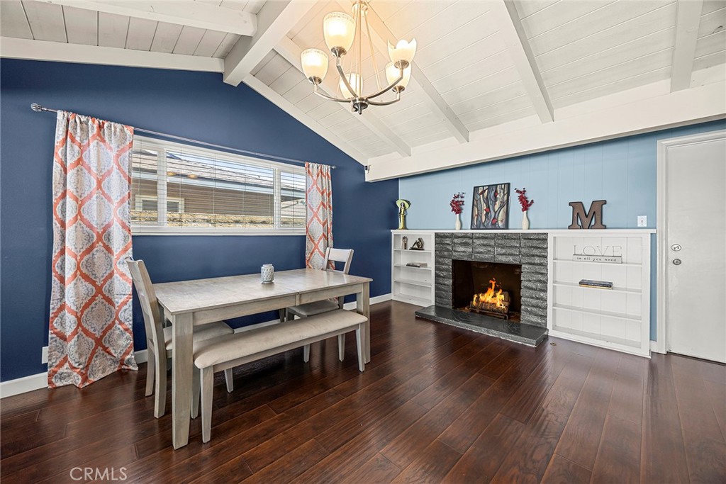 1260 N Sacramento