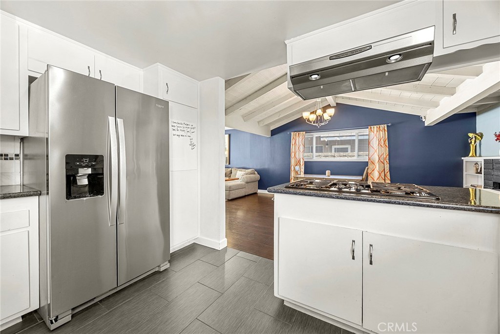 1260 N Sacramento