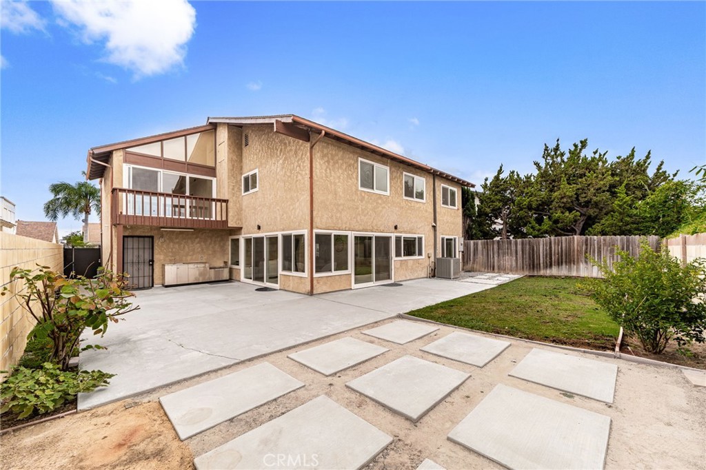 5317 Vista Del Mar
