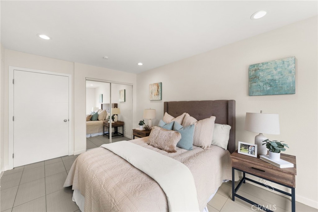 5317 Vista Del Mar
