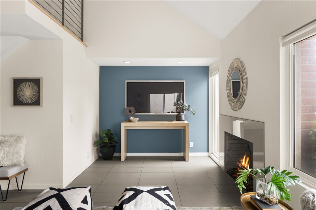 5317 Vista Del Mar