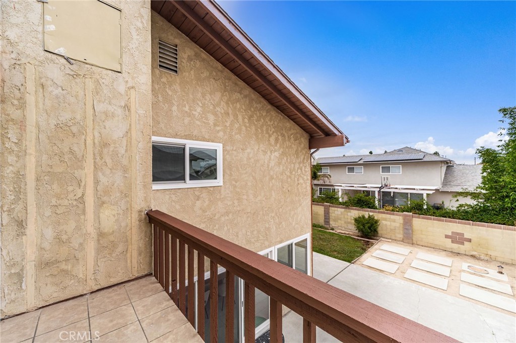 5317 Vista Del Mar