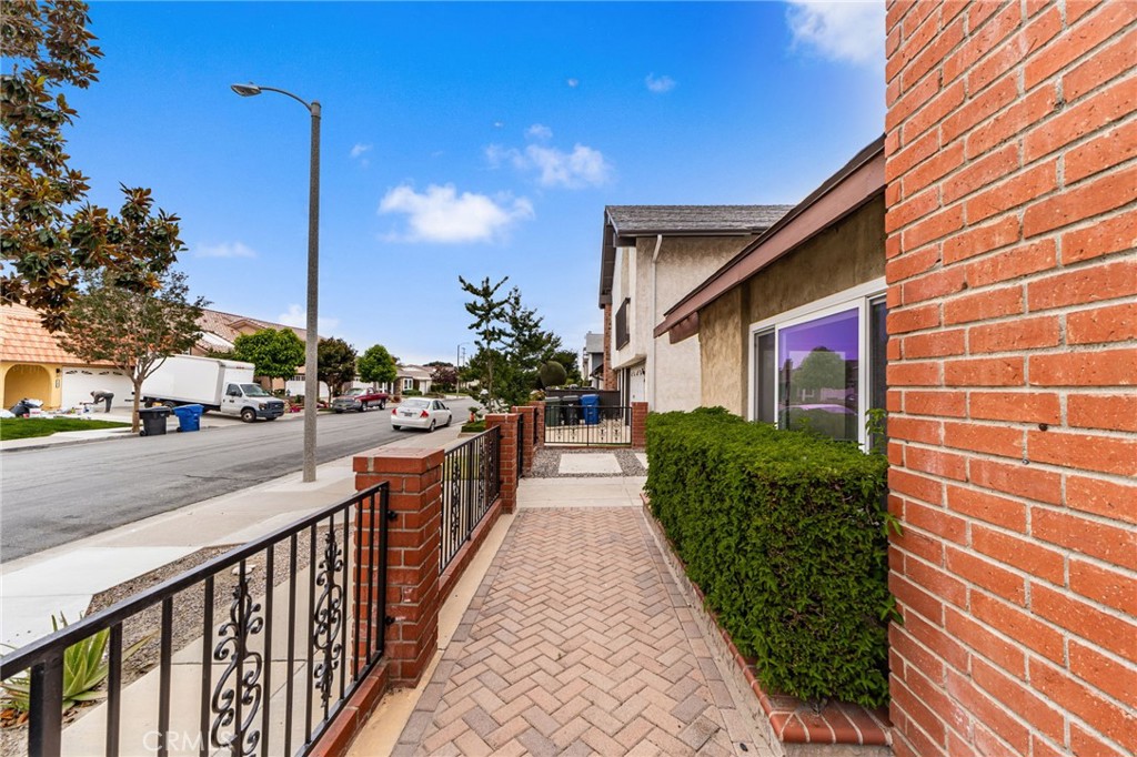 5317 Vista Del Mar