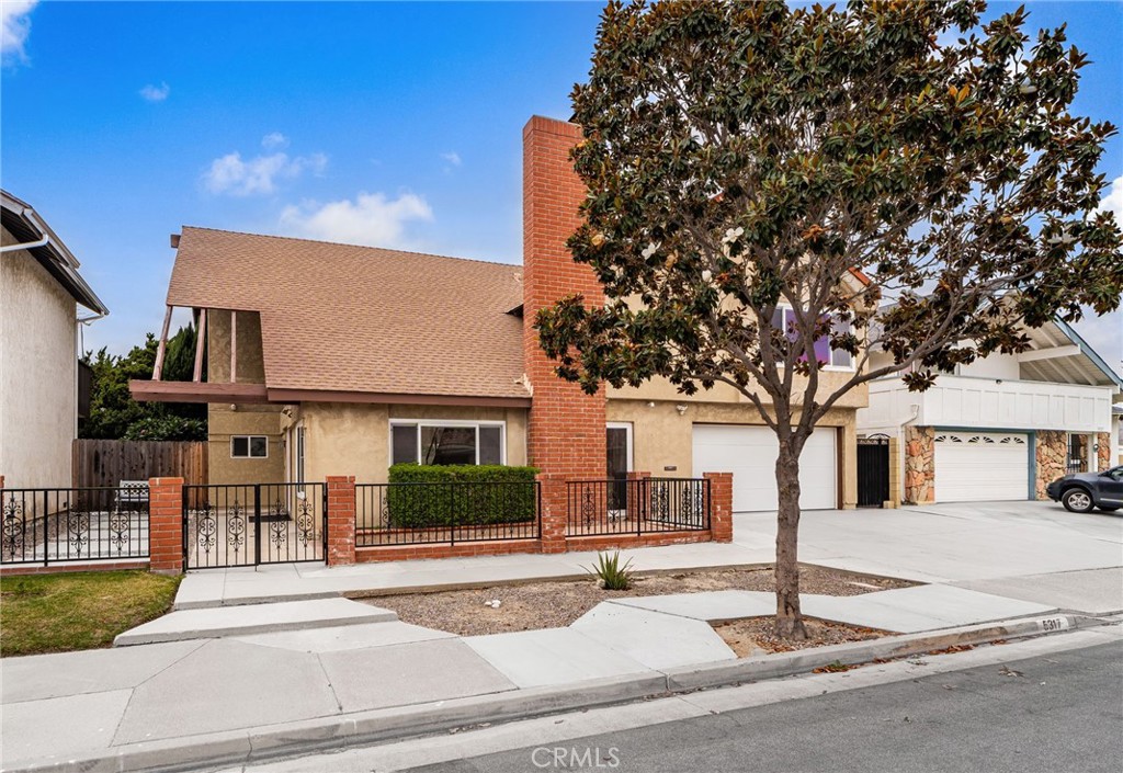 5317 Vista Del Mar