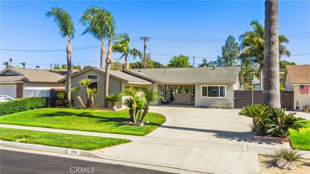 1736 Evergreen