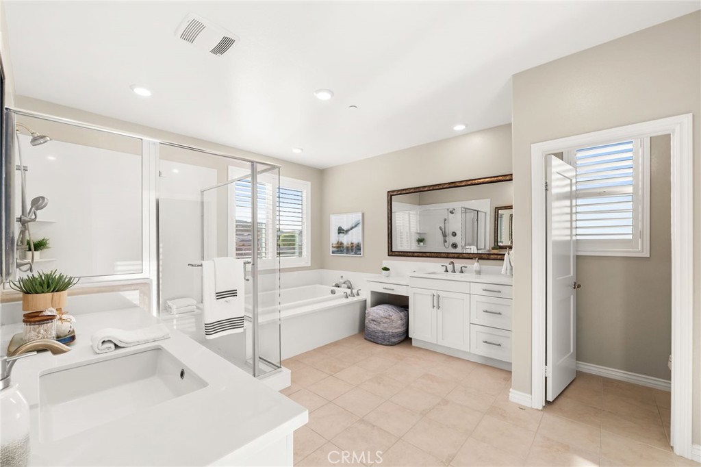 2413 Sierra Bella Drive