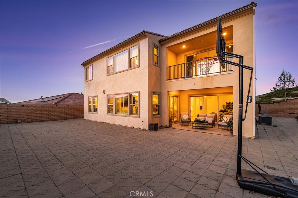 2413 Sierra Bella Drive