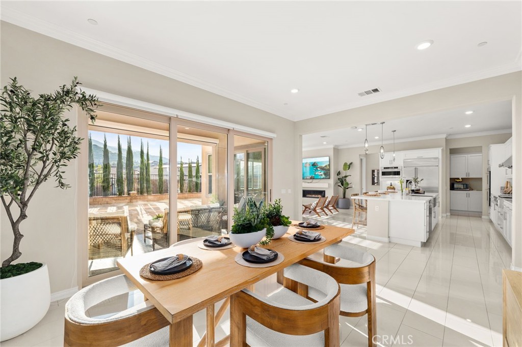 2413 Sierra Bella Drive
