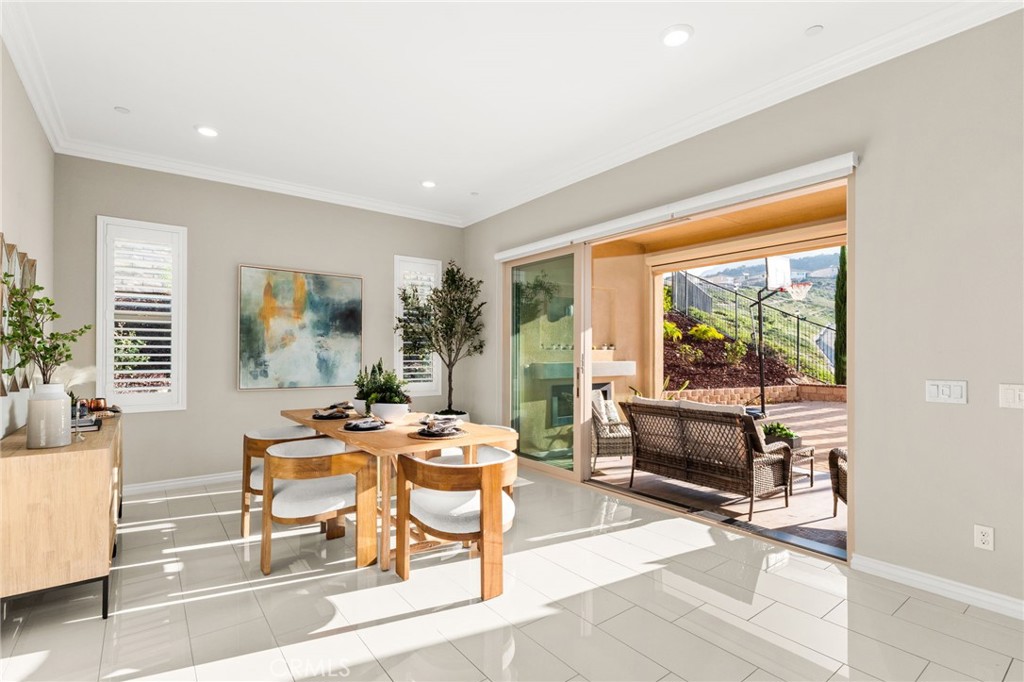 2413 Sierra Bella Drive