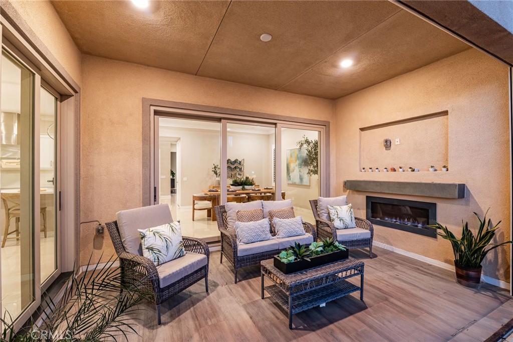 2413 Sierra Bella Drive