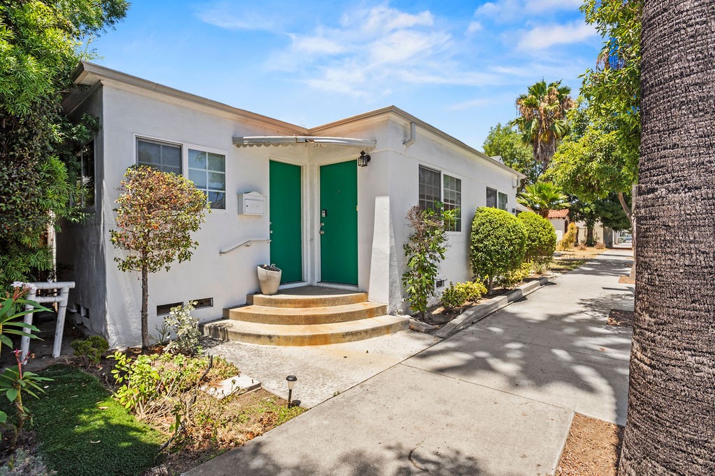 607 N Anaheim Boulevard