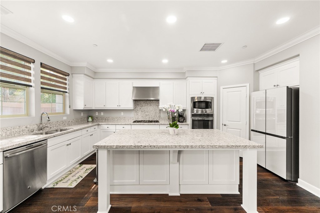18627 Clubhouse Drive