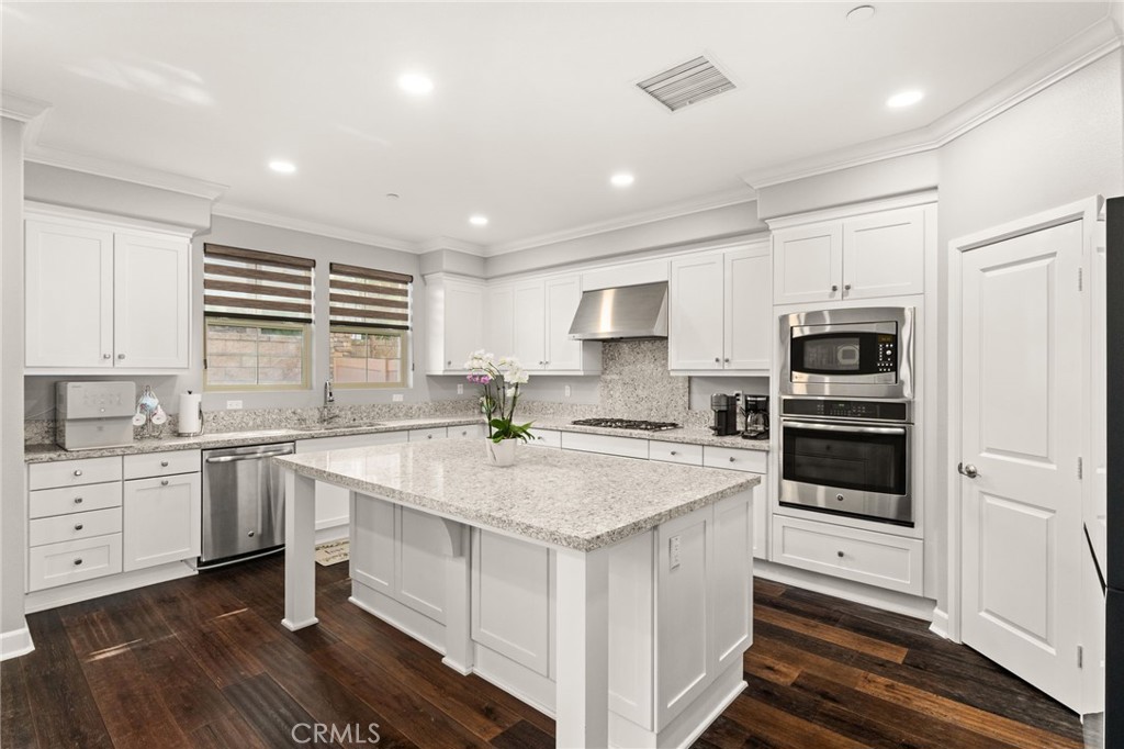 18627 Clubhouse Drive