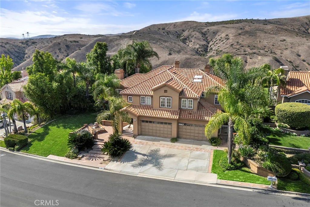 4890 Green Crest