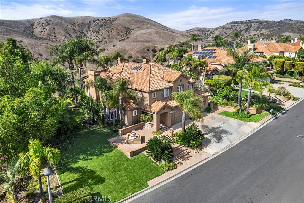 4890 Green Crest