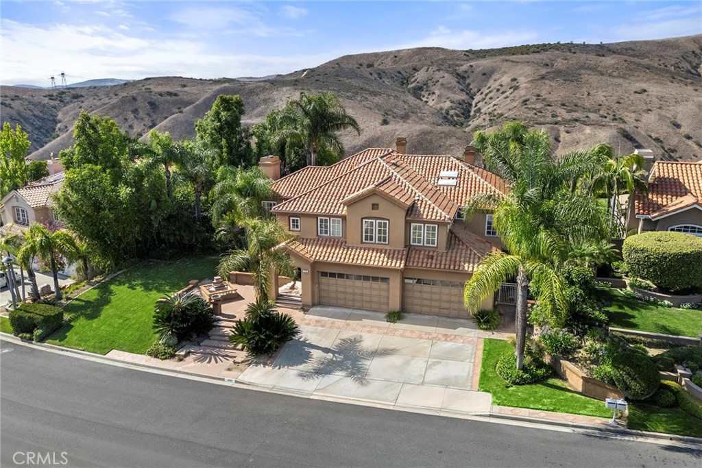 4890 Green Crest
