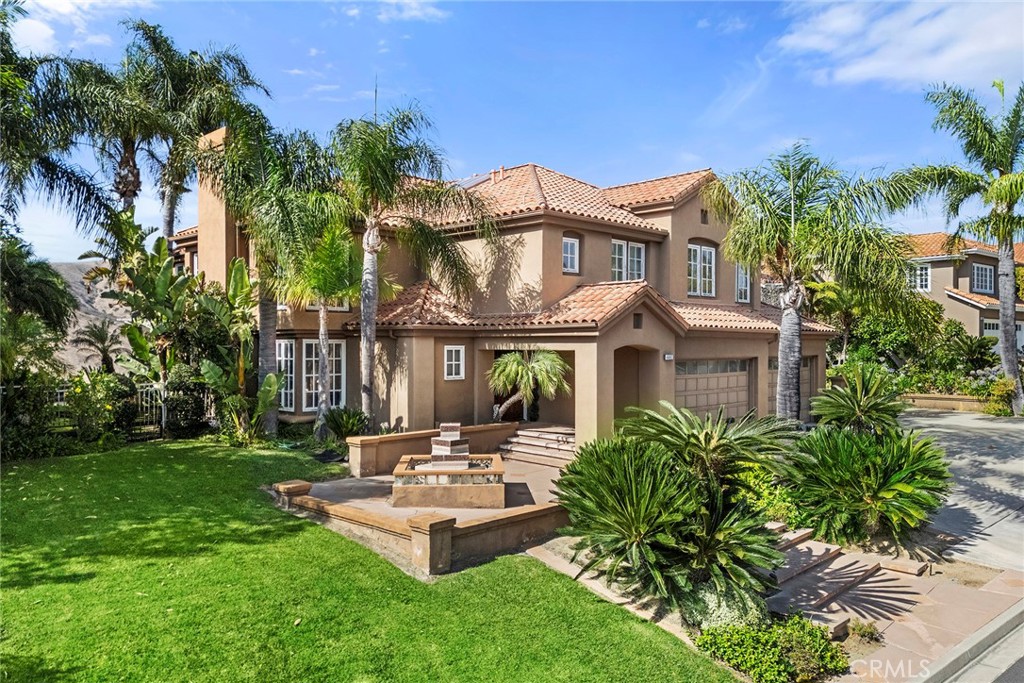 4890 Green Crest