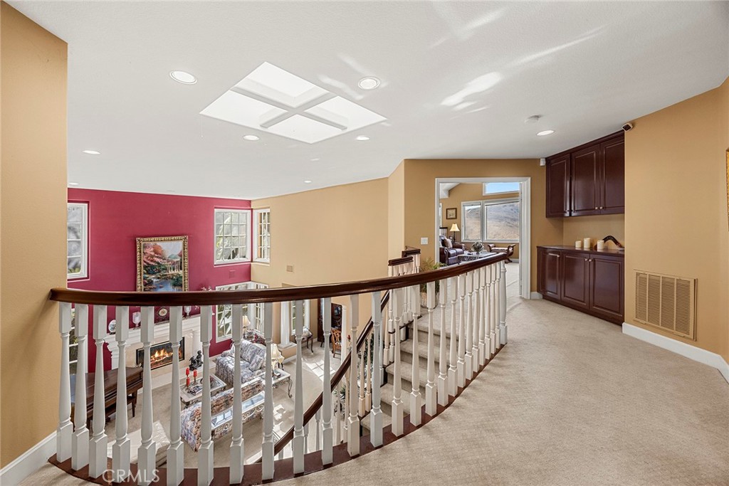 4890 Green Crest
