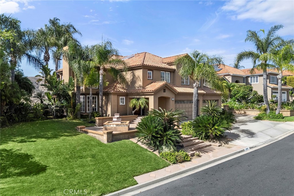 4890 Green Crest