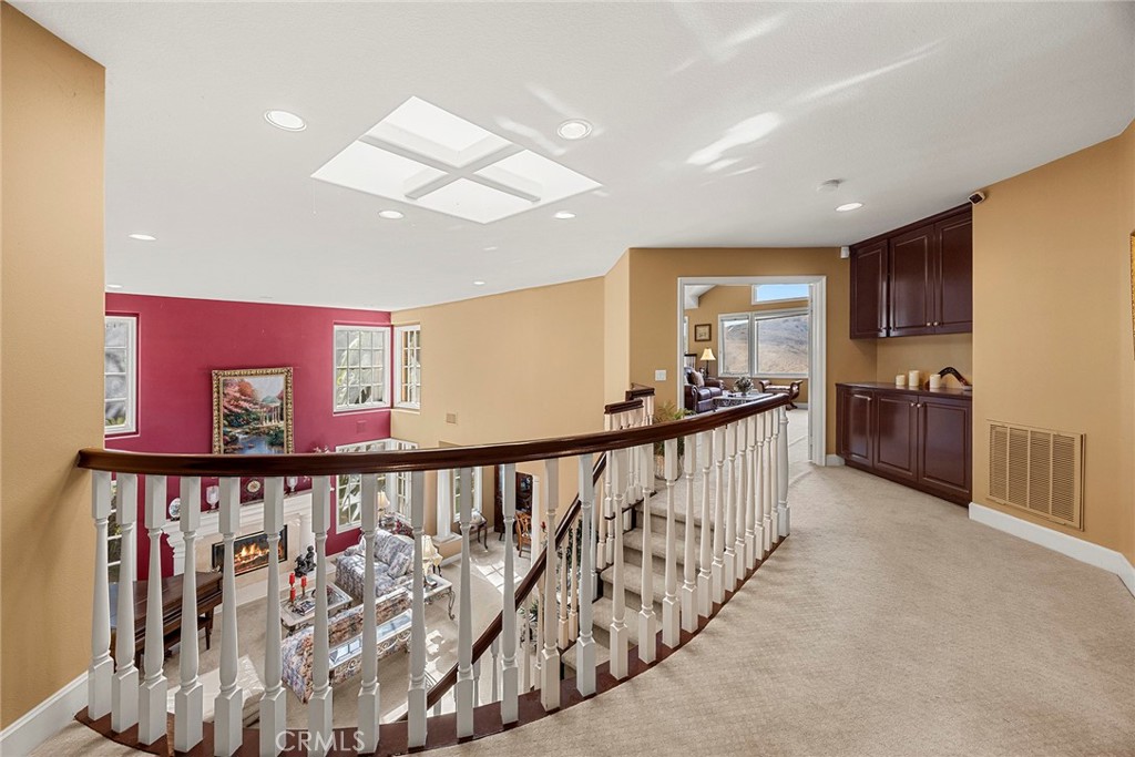 4890 Green Crest