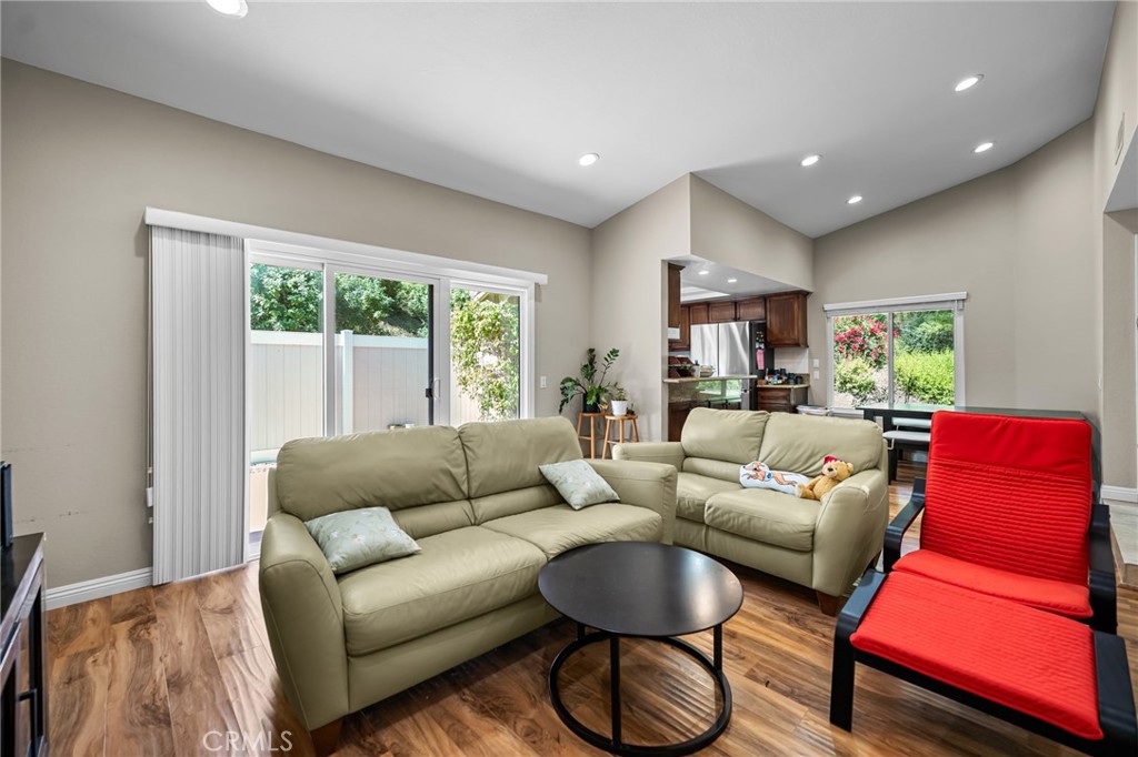 1315 Albariza Drive 5