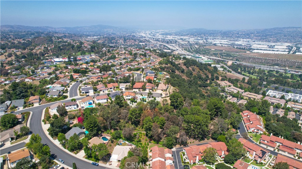 1315 Albariza Drive 5