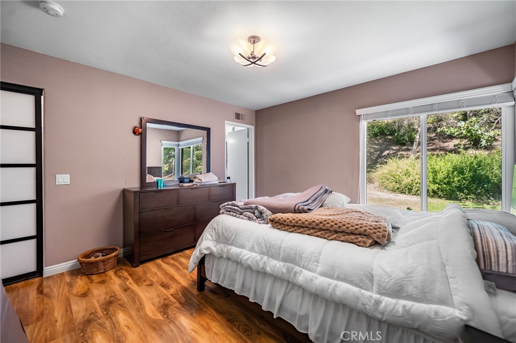 1315 Albariza Drive 5