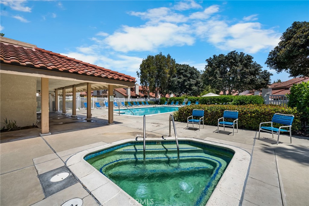 1315 Albariza Drive 5