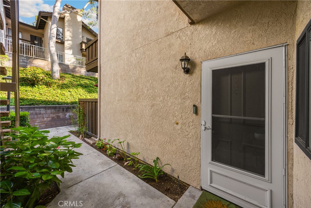 22709 Lakeway Dr 493