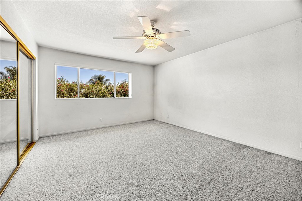 5812 Crestview