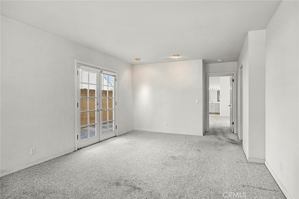 5812 Crestview