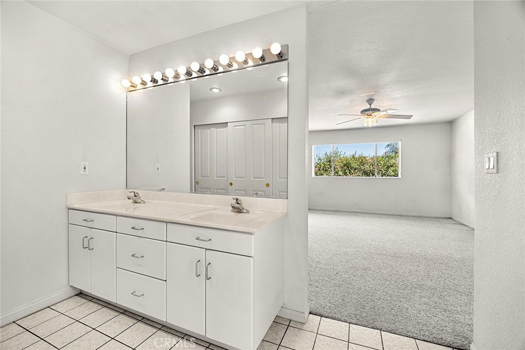 5812 Crestview