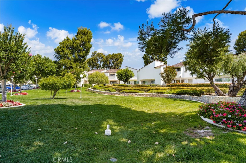 512 Butte Court