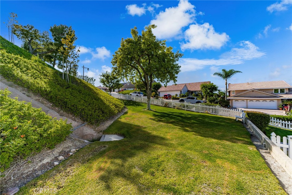 4370 E Lamp Post Way