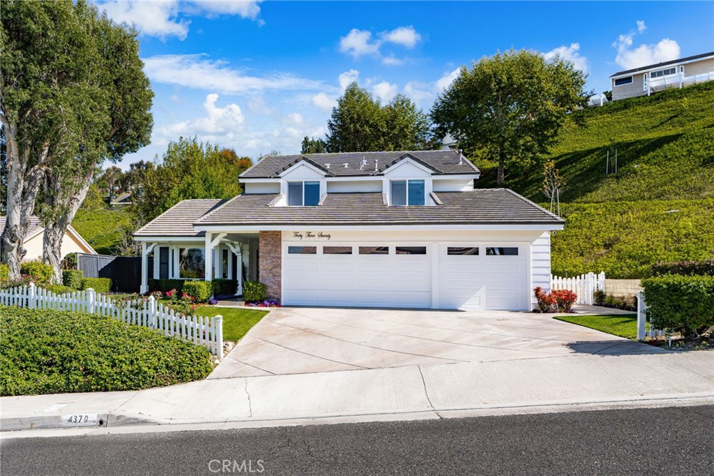 4370 E Lamp Post Way