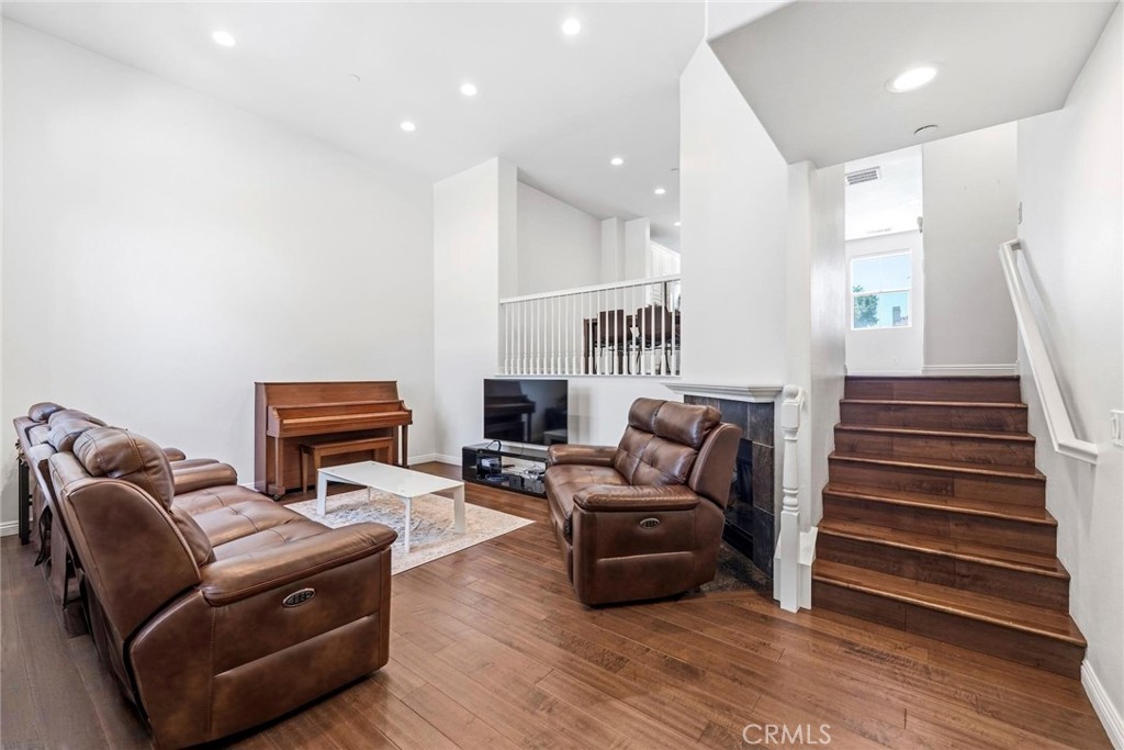 2043 Owens Drive
