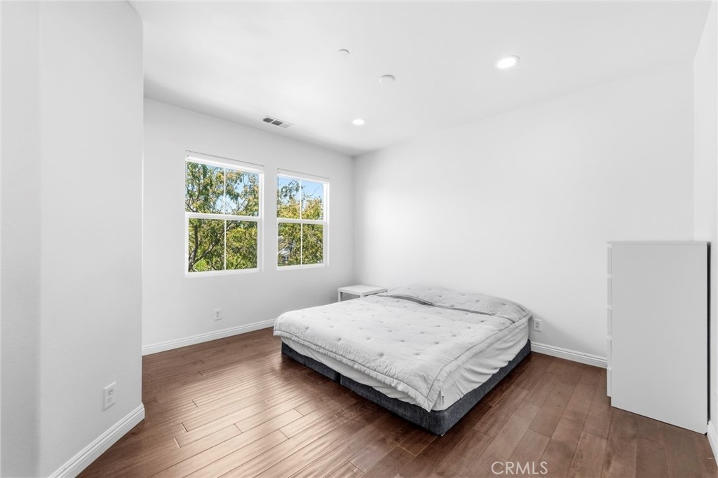2043 Owens Drive