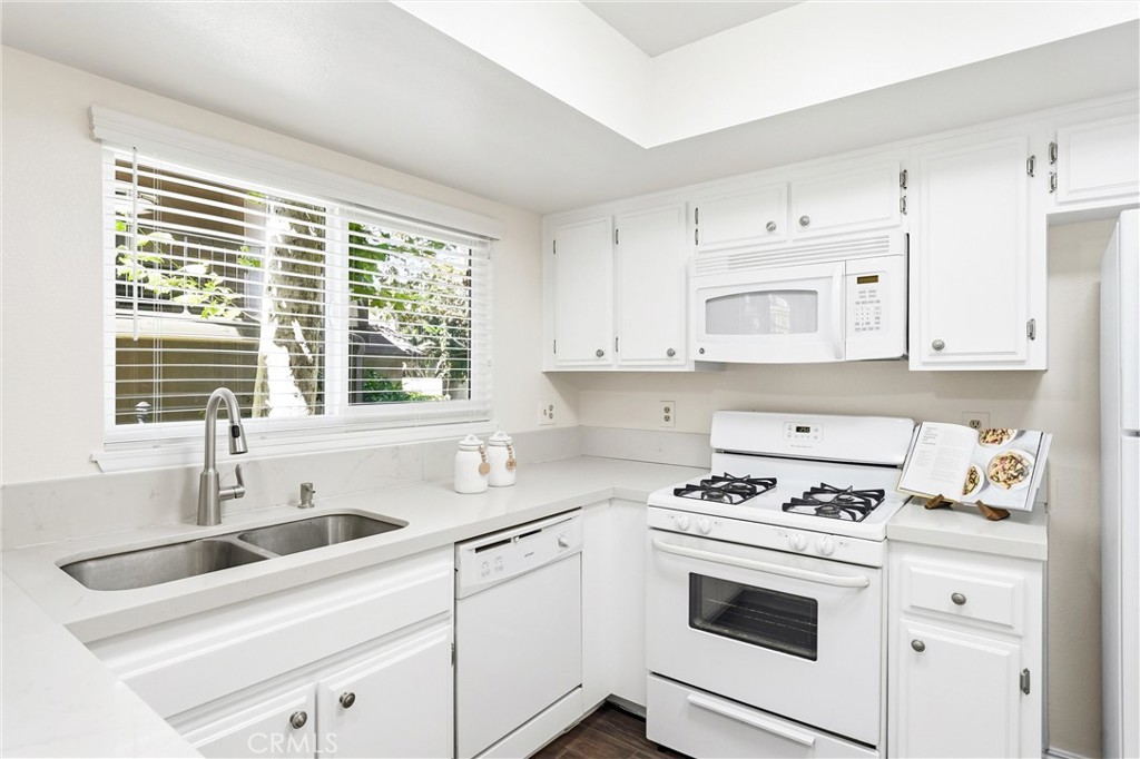 4201 West 5th Street 105