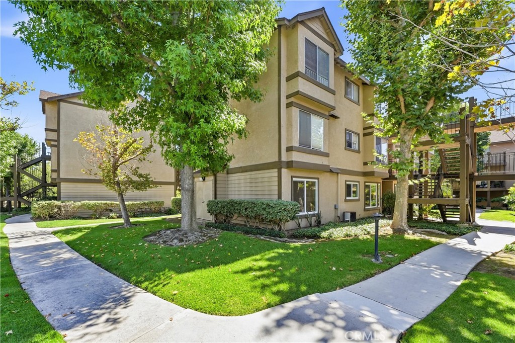 4201 West 5th Street 105