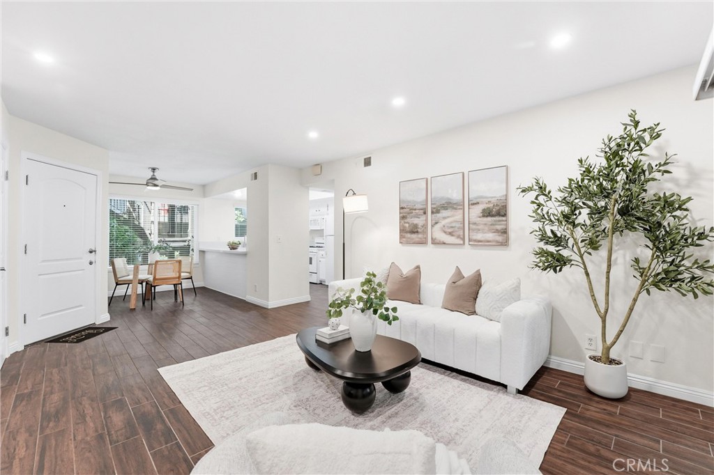 4201 West 5th Street 105