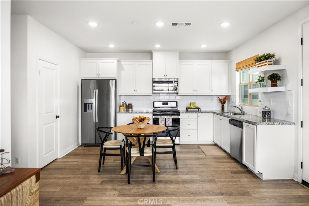 12302 Fruitwood