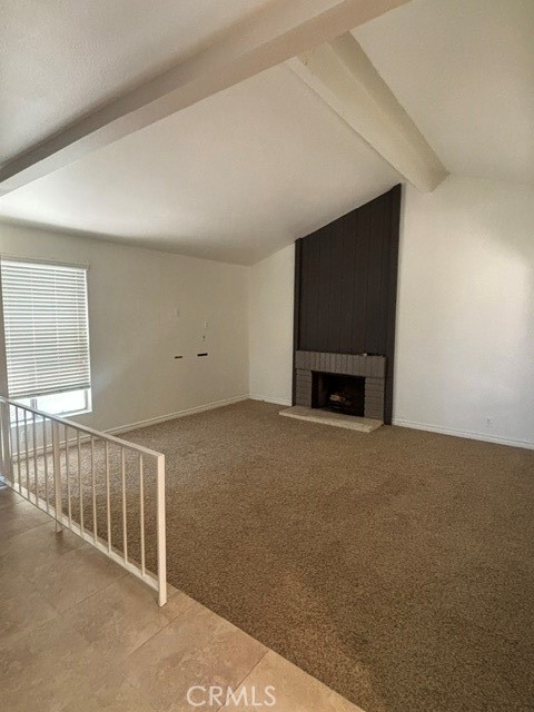 7083 E Shorecrest