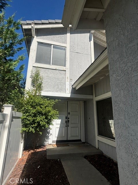 7083 E Shorecrest