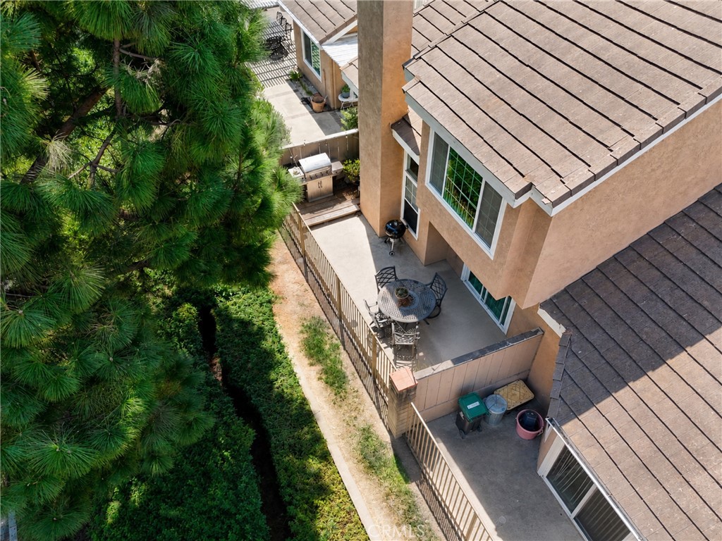 889 S Sapphire Lane